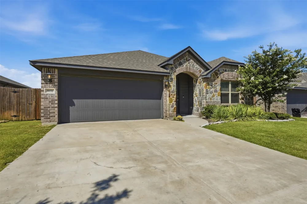 1032 Fairfax Drive Godley, TX 76044