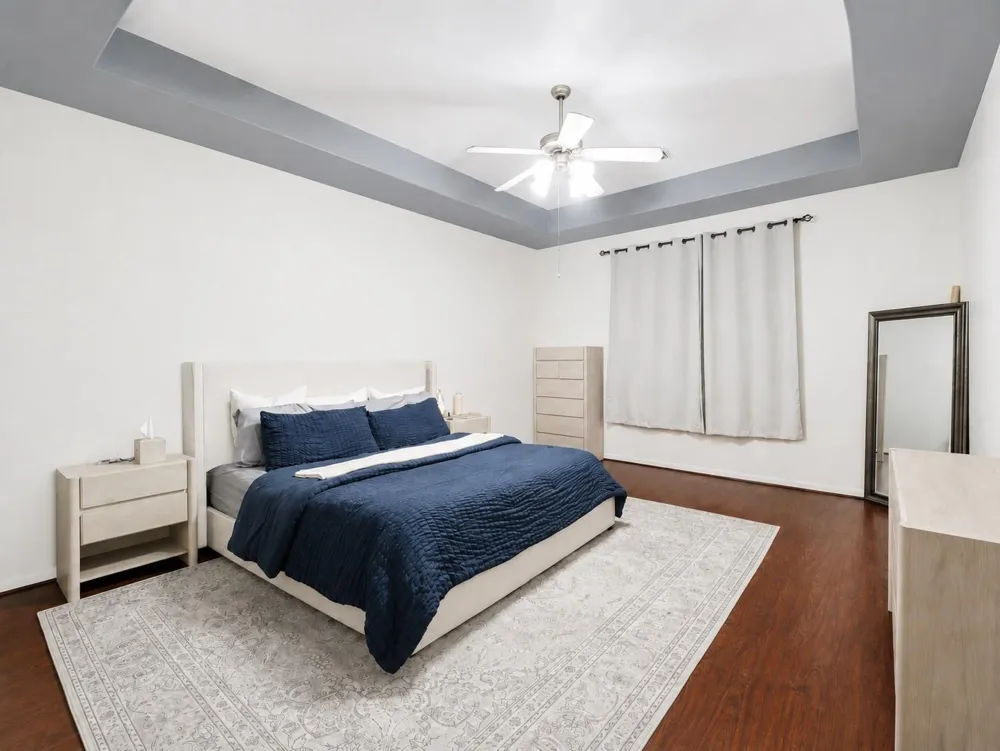 1752 Silver Bend Drive Dickinson, TX 77539