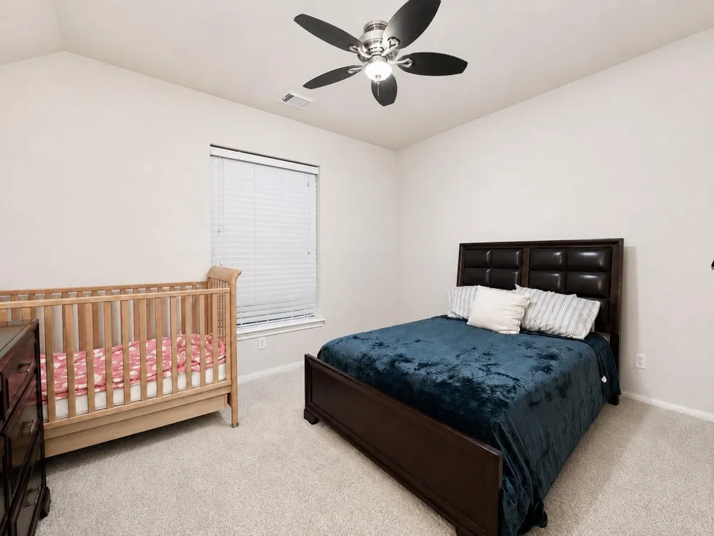 1752 Silver Bend Drive Dickinson, TX 77539