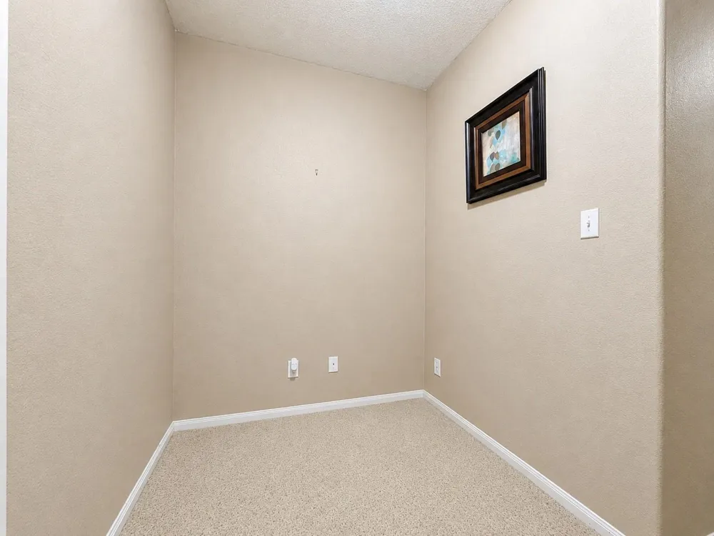 1752 Silver Bend Drive Dickinson, TX 77539