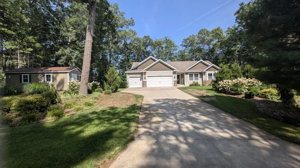 4462 Manchester Lane Twin Lake, MI 49457