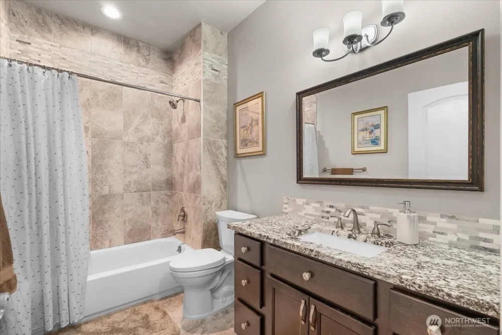 6207 184th Avenue E Bonney Lake, WA 98391