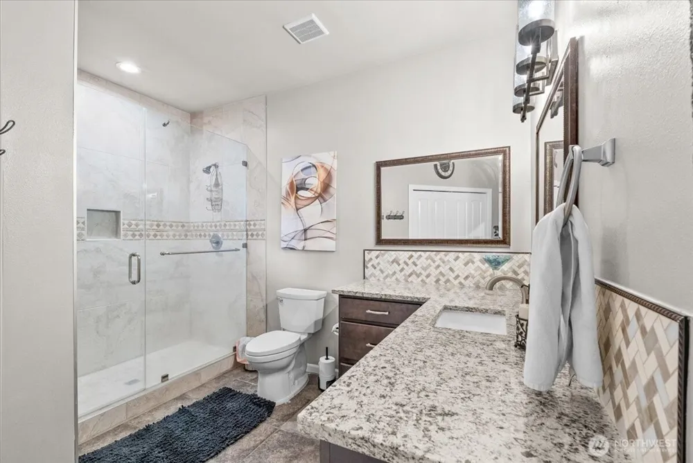 6207 184th Avenue E Bonney Lake, WA 98391