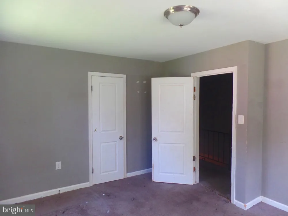 5611 ELDERON AVENUE Baltimore, MD 21215