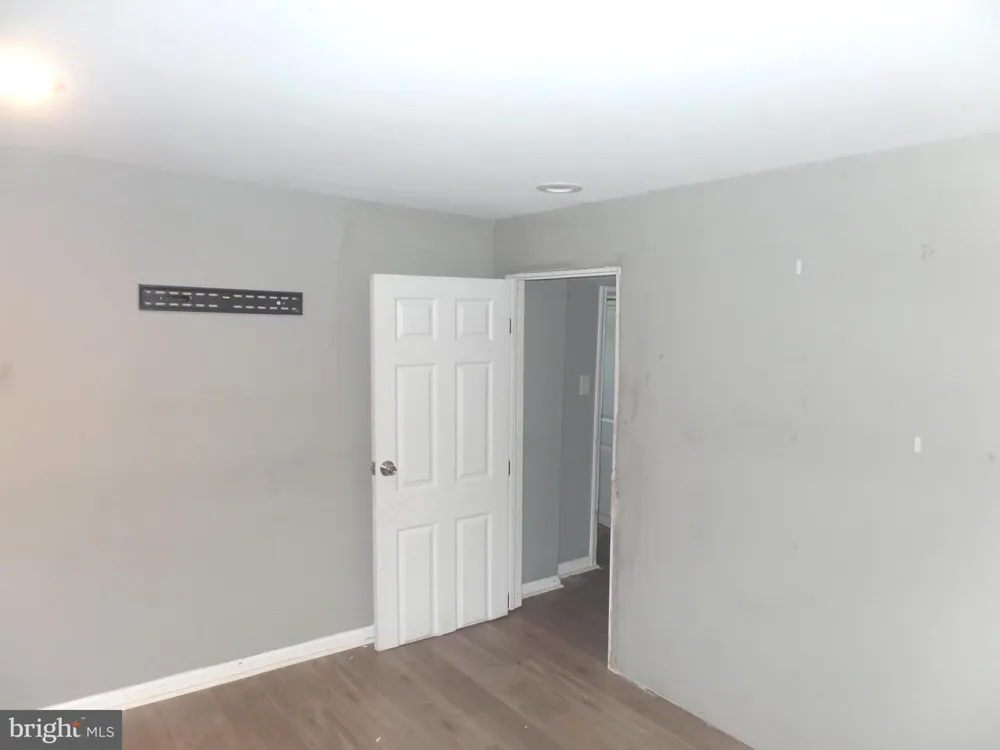5611 ELDERON AVENUE Baltimore, MD 21215