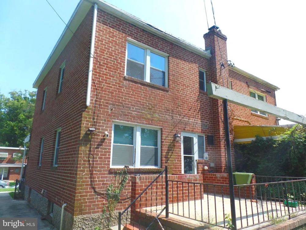 5611 ELDERON AVENUE Baltimore, MD 21215