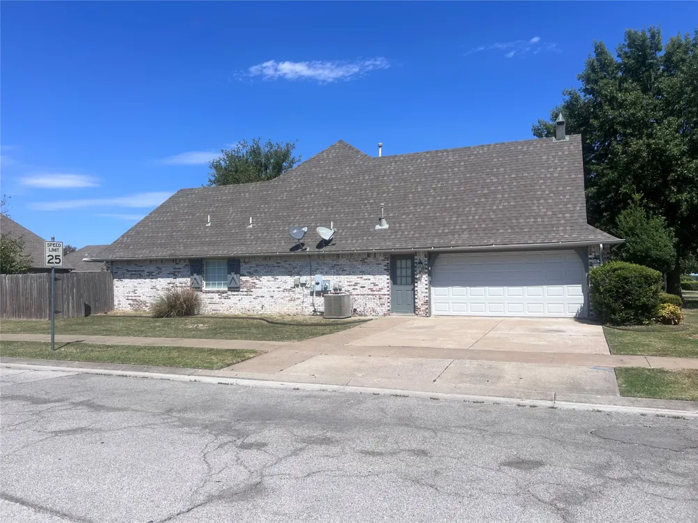 14101 E 86th Court Owasso, OK 74055