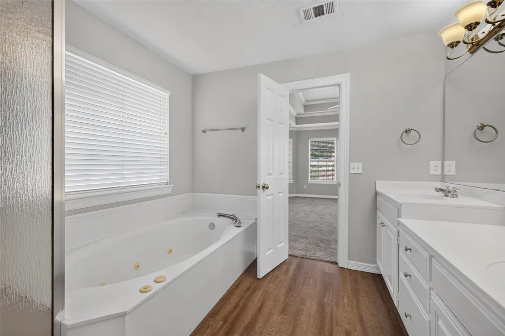 14101 E 86th Court Owasso, OK 74055