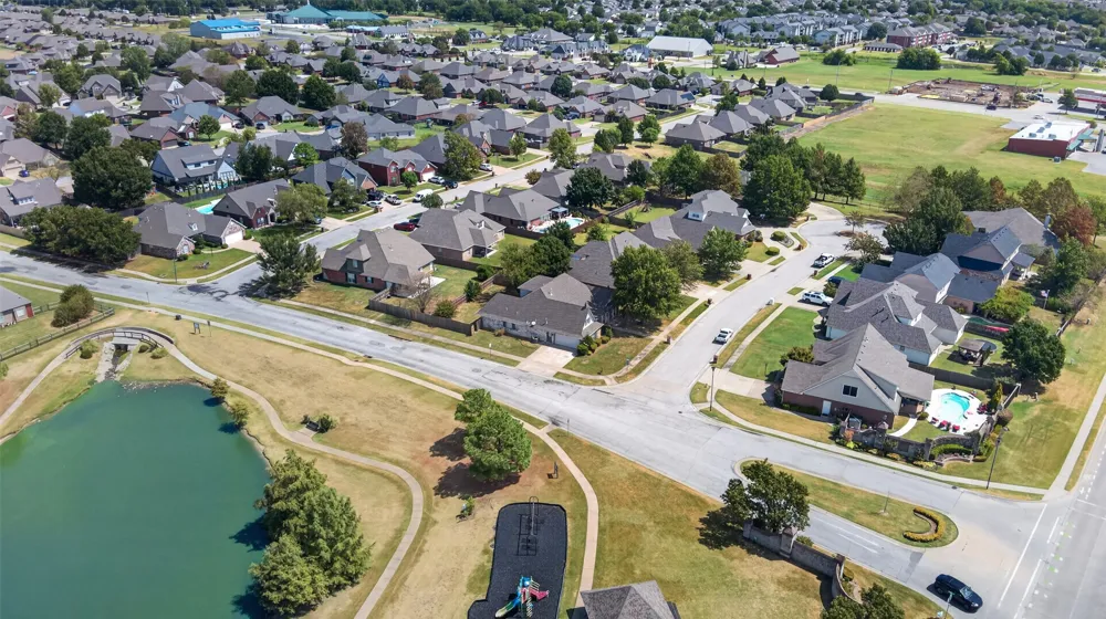 14101 E 86th Court Owasso, OK 74055