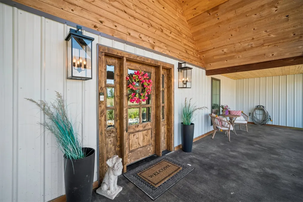 5086 427 ROAD Pryor, OK 74361