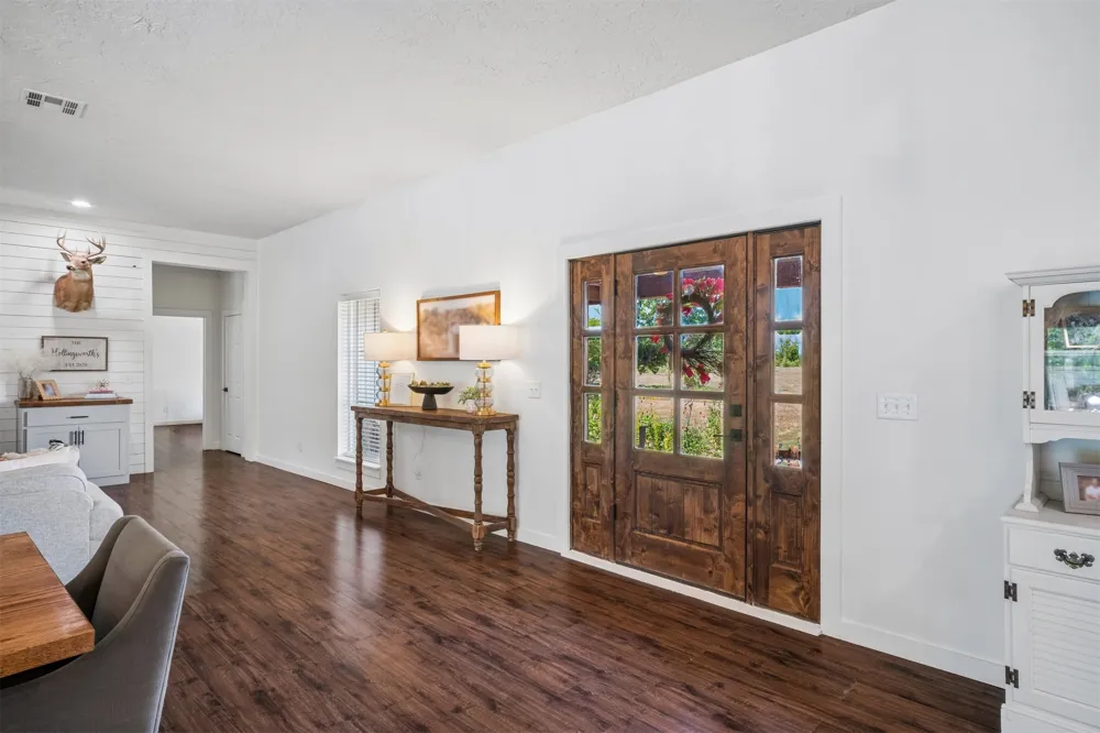 5086 427 ROAD Pryor, OK 74361
