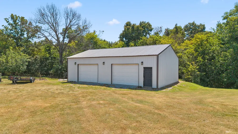 5086 427 ROAD Pryor, OK 74361