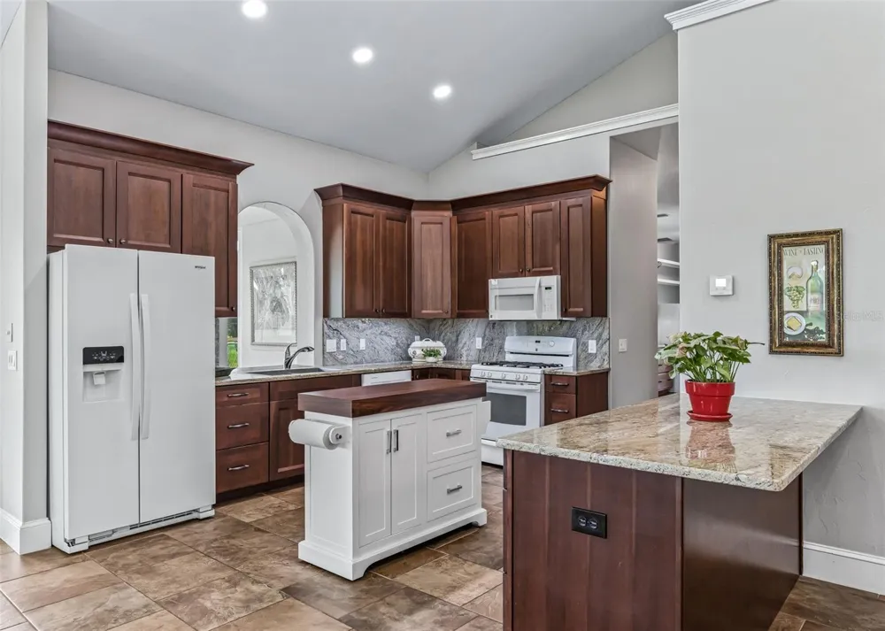 402 SW 127TH PLACE ocala, FL 34473