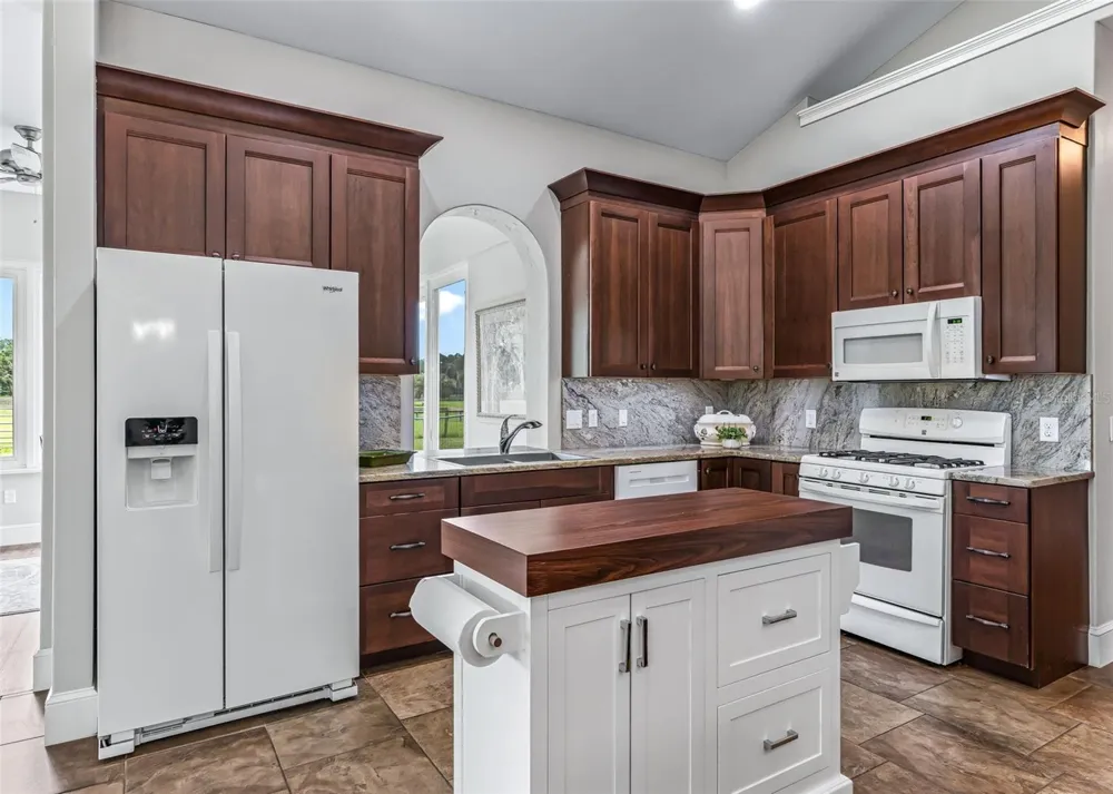402 SW 127TH PLACE ocala, FL 34473