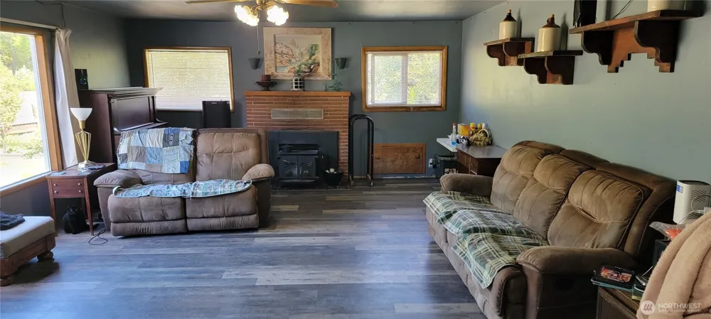 558 Coal Creek Road Chehalis, WA 98532