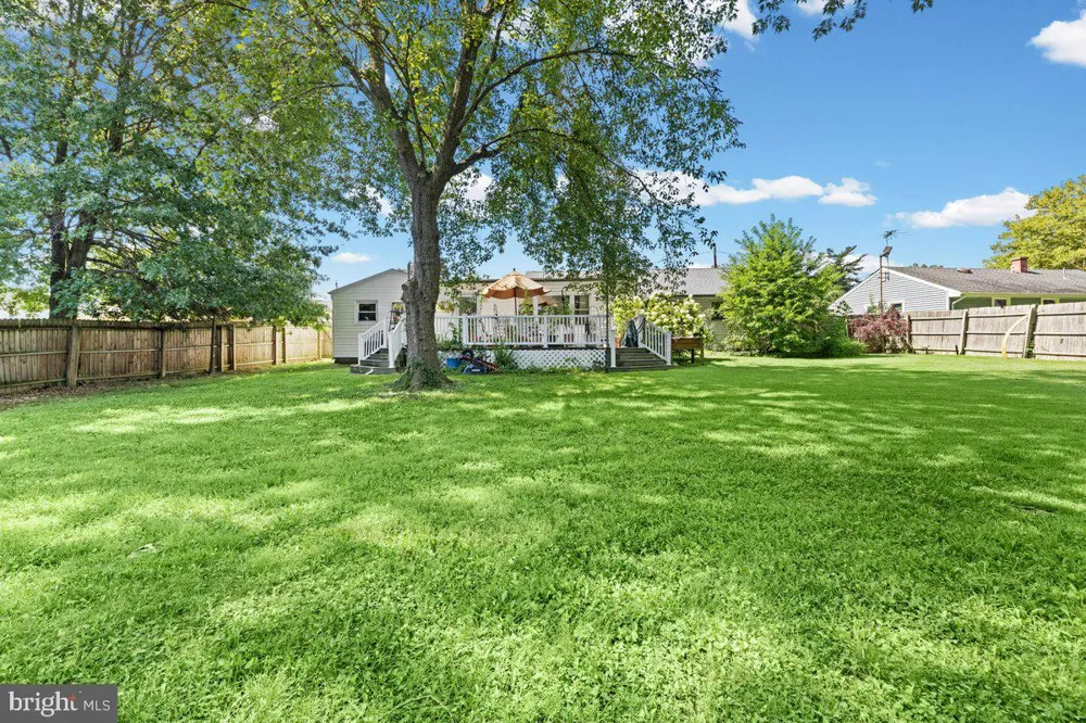 18 JEAN DRIVE Hamilton, NJ 08690