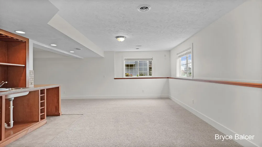 8985 Stanchion Drive SW Byron Center, MI 49315