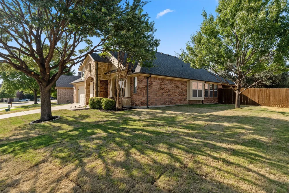 2037 Michelle Creek Drive Little Elm, TX 75068