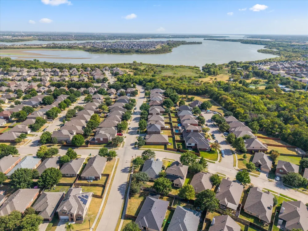 2037 Michelle Creek Drive Little Elm, TX 75068