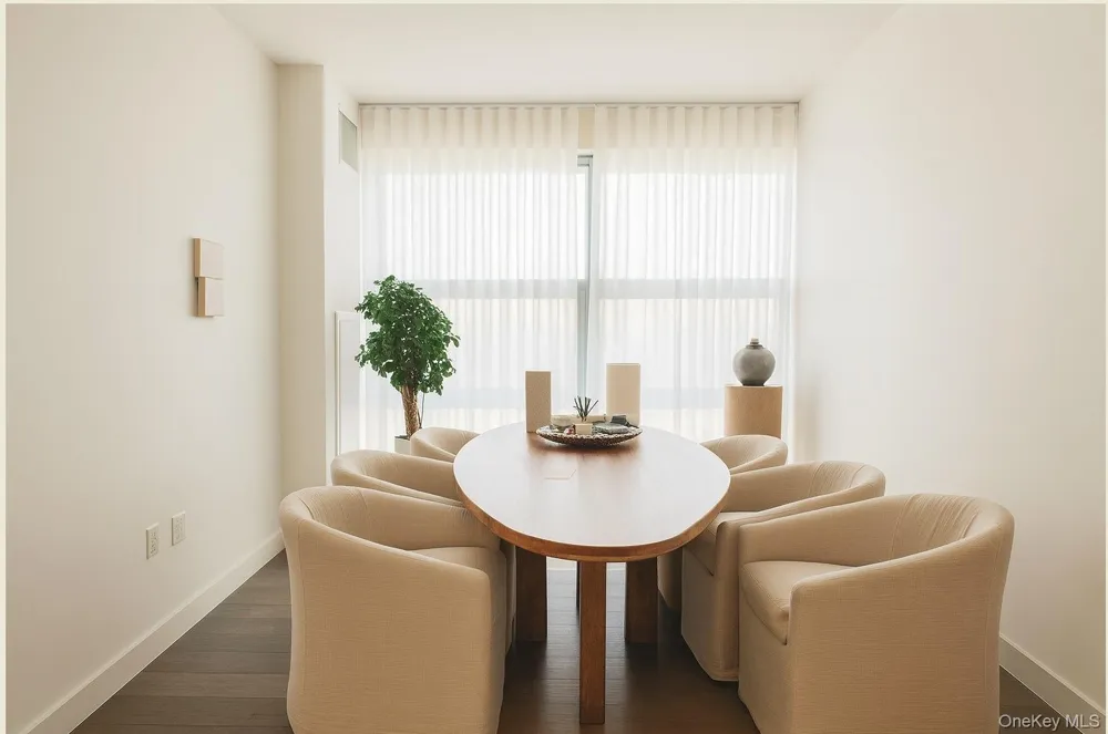 131-03 40th Road #18M Flushing, NY 11354