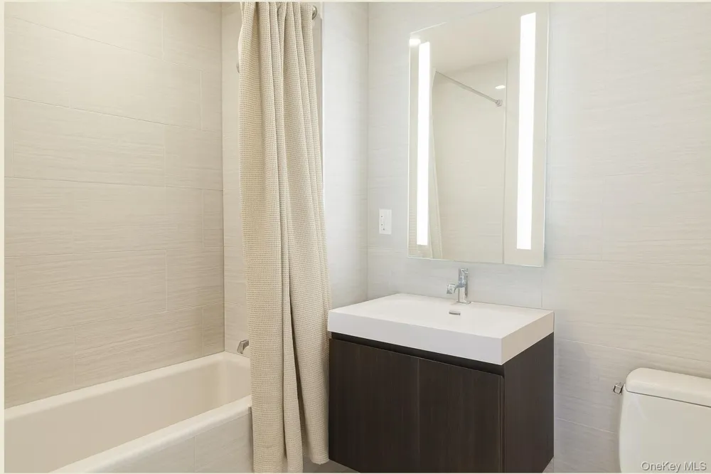 131-03 40th Road #18M Flushing, NY 11354