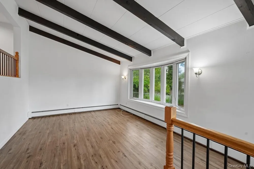 82 Stephens Road Tappan, NY 10983