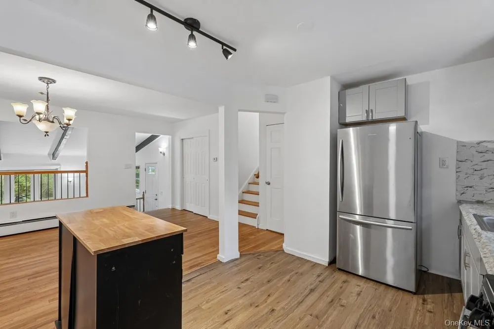 82 Stephens Road Tappan, NY 10983
