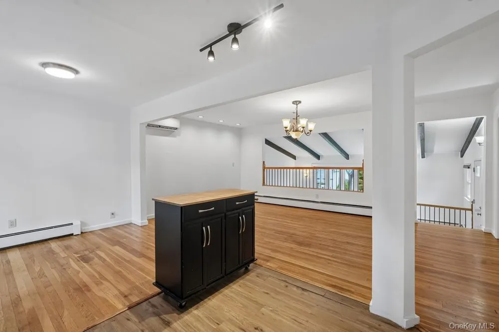 82 Stephens Road Tappan, NY 10983