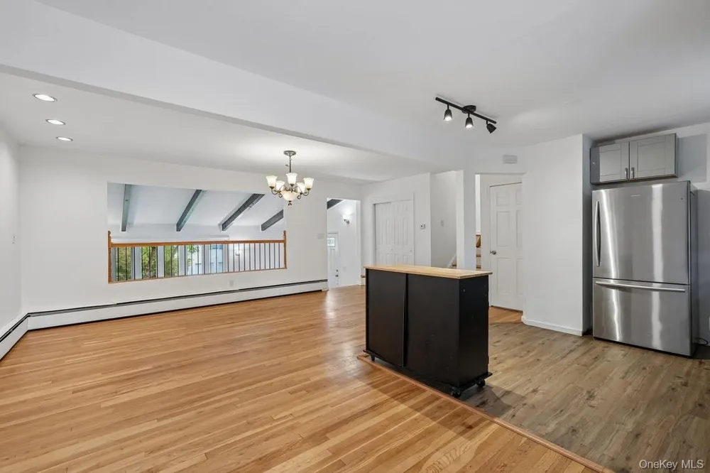 82 Stephens Road Tappan, NY 10983
