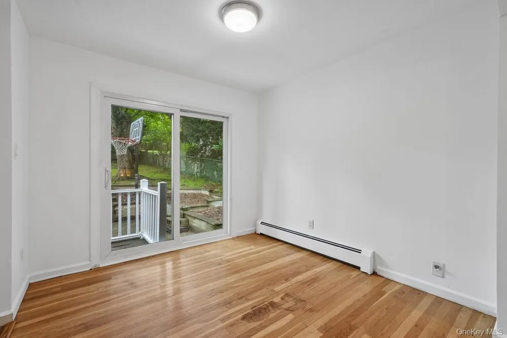 82 Stephens Road Tappan, NY 10983