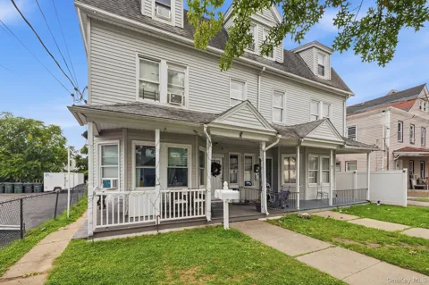 5 Bush Avenue #2
