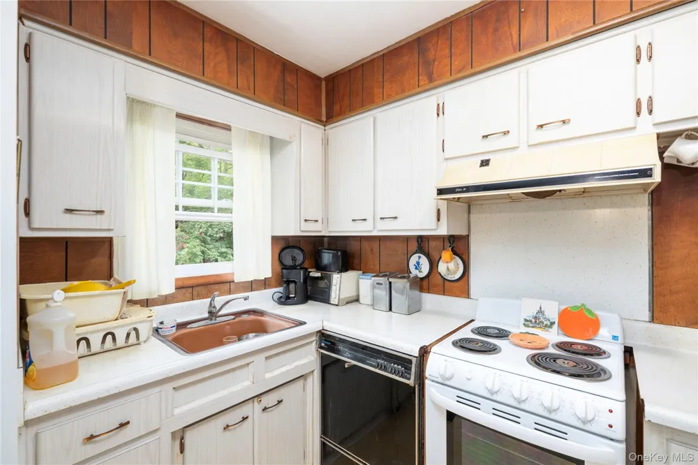 59 Phillips Street Beacon, NY 12508