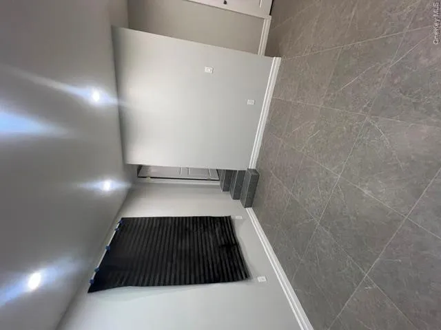 2524 Tenbroeck Avenue Bronx, NY 10469