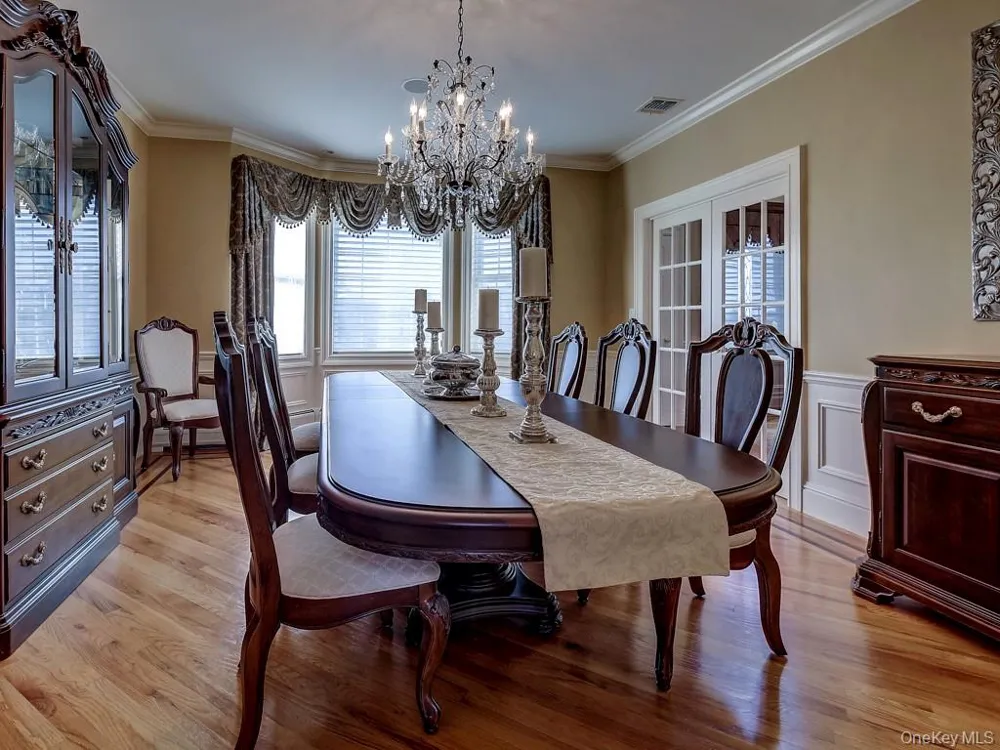 17 Constitution Court Tuxedo Park, NY 10987