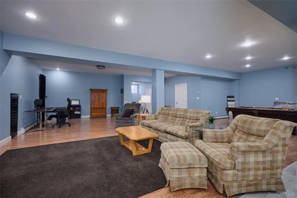 17 Constitution Court Tuxedo Park, NY 10987
