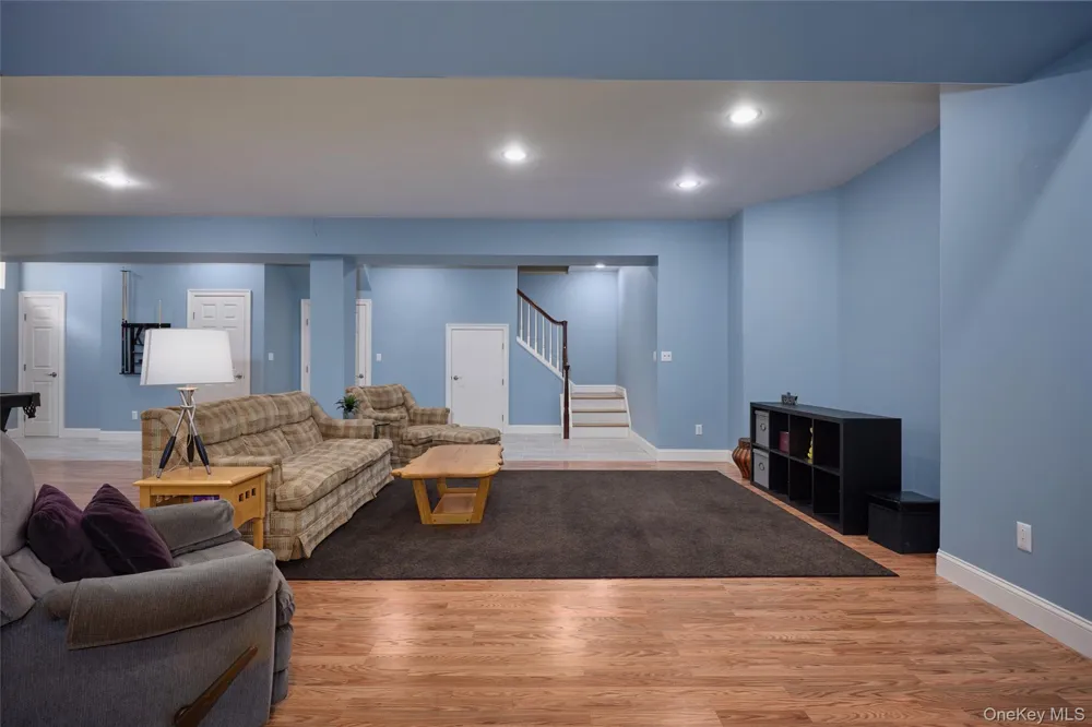 17 Constitution Court Tuxedo Park, NY 10987