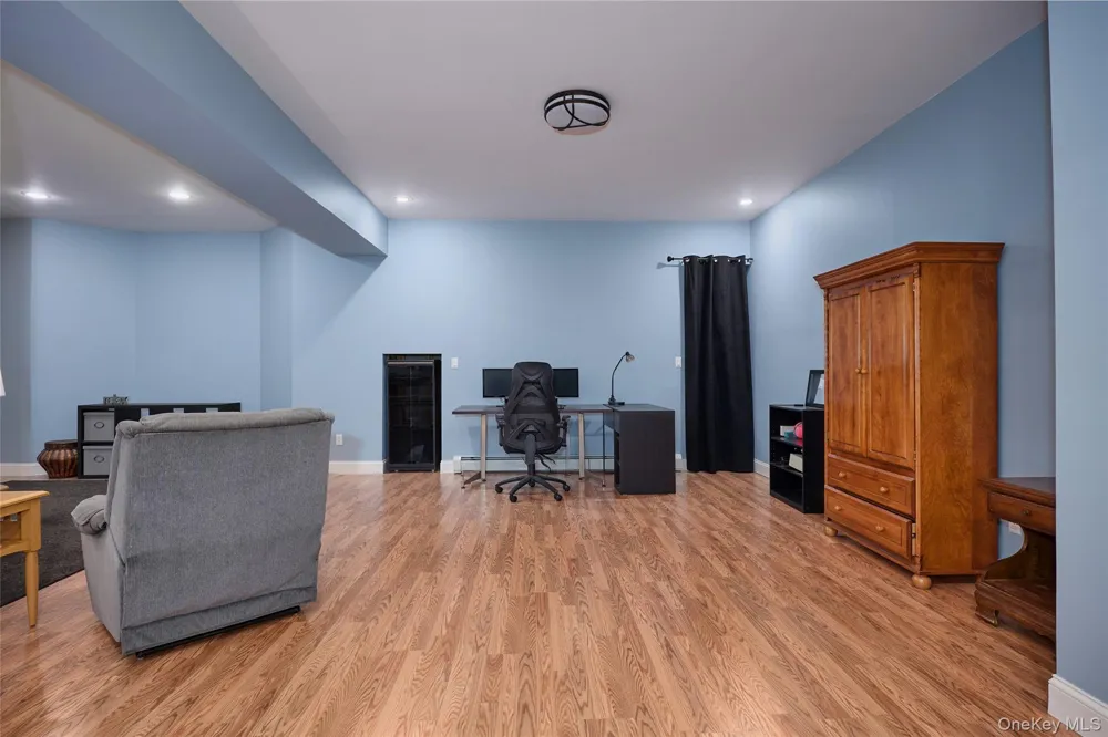 17 Constitution Court Tuxedo Park, NY 10987