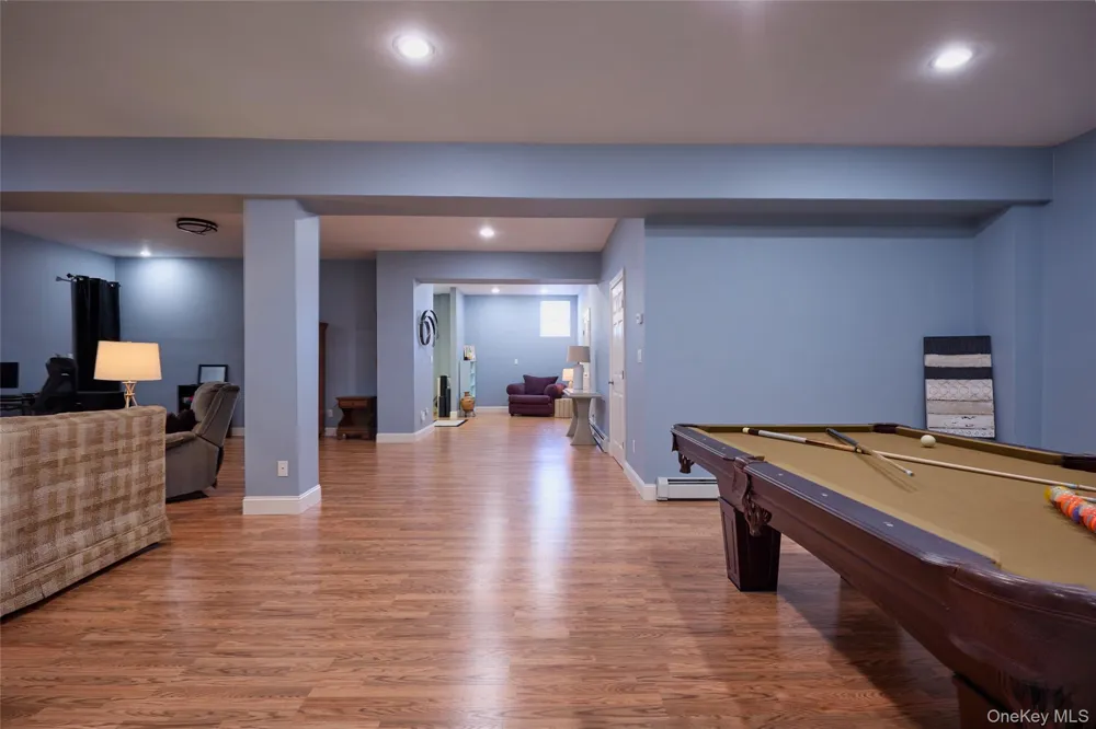 17 Constitution Court Tuxedo Park, NY 10987