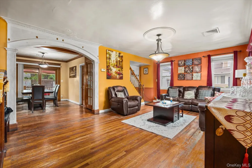 50 Manor Road Valley Stream, NY 11580