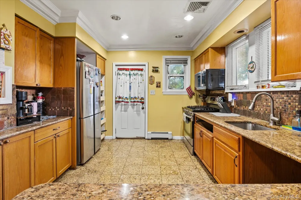 50 Manor Road Valley Stream, NY 11580