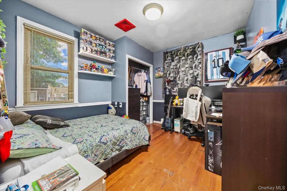 50 Manor Road Valley Stream, NY 11580