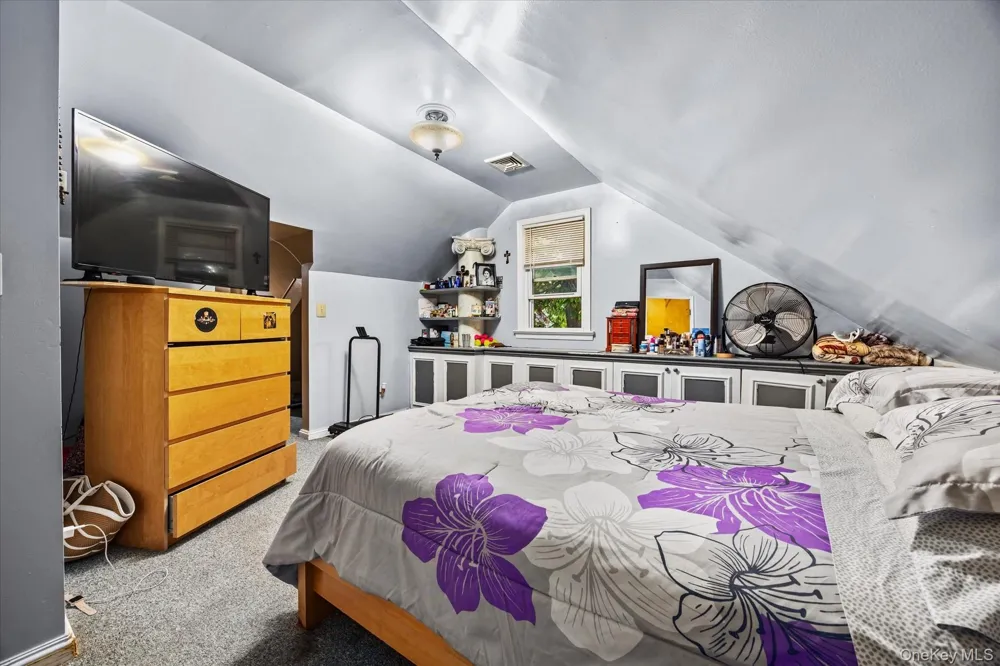 50 Manor Road Valley Stream, NY 11580
