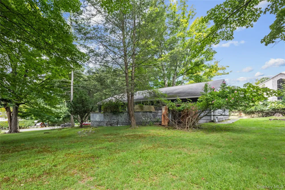 1 Langeries Drive Monsey, NY 10952