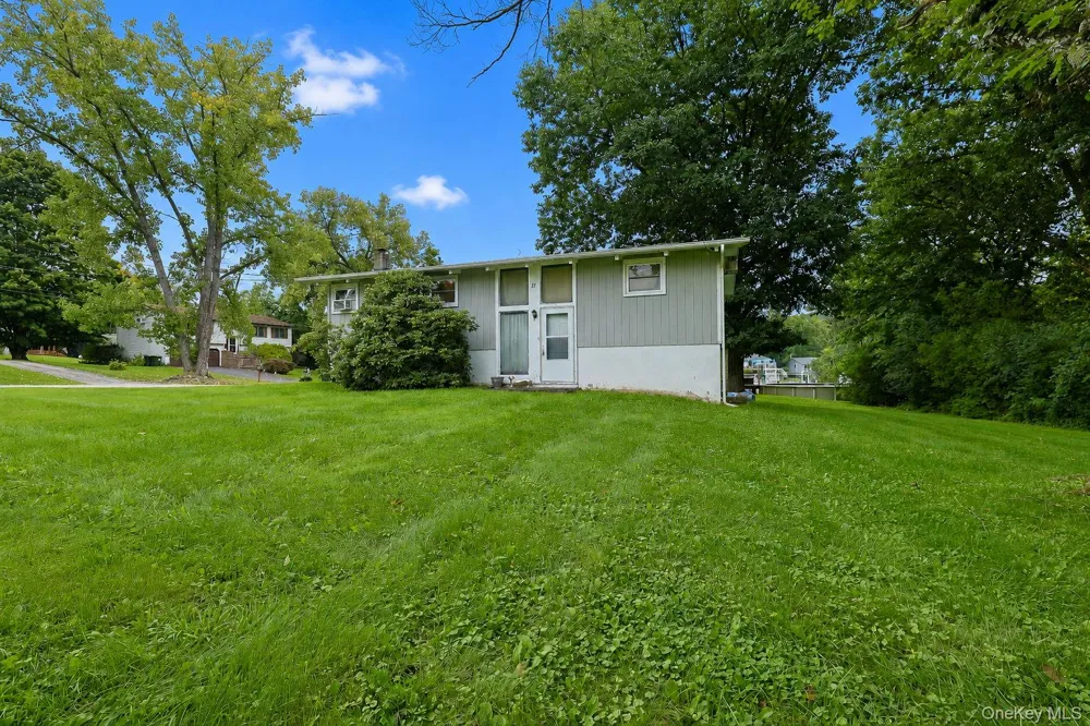 11 Laurie Lane Newburgh, NY 12550