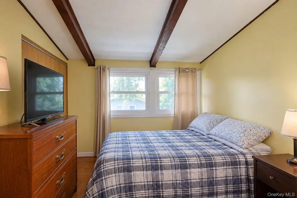 11 Laurie Lane Newburgh, NY 12550