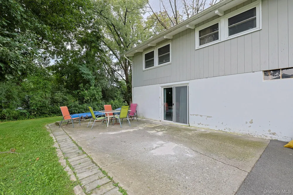 11 Laurie Lane Newburgh, NY 12550