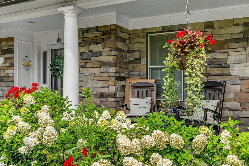 3 Canterbury Lane Warwick, NY 10990