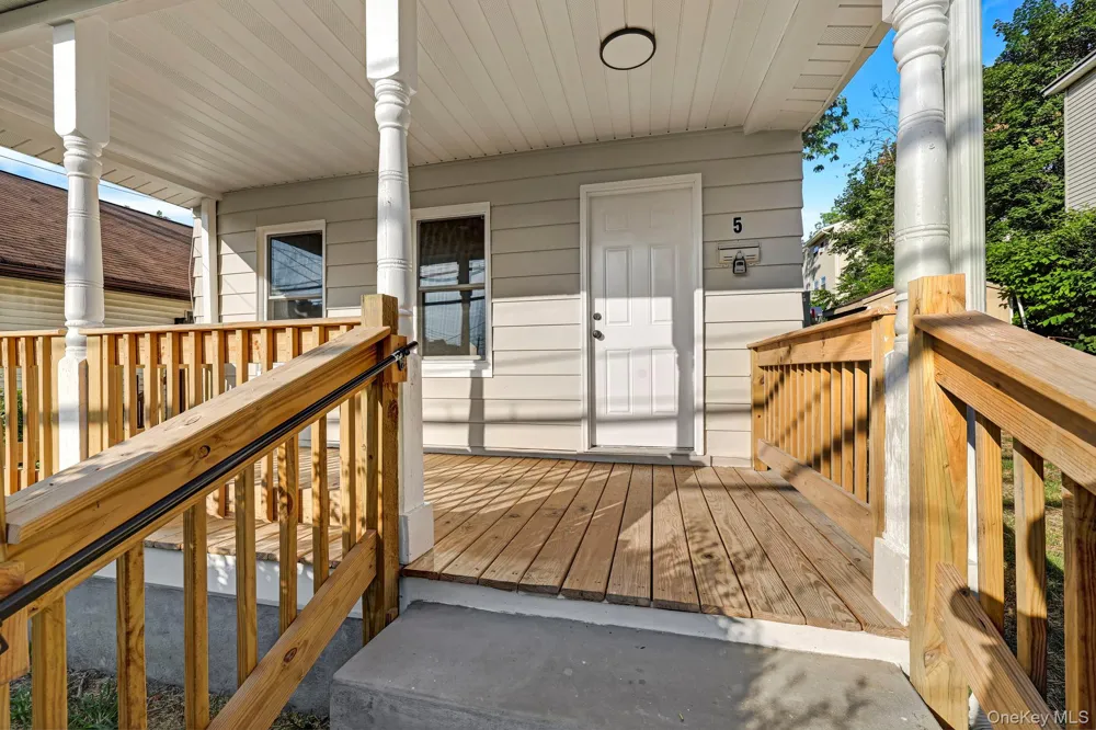 5 Grant Avenue Peekskill, NY 10566