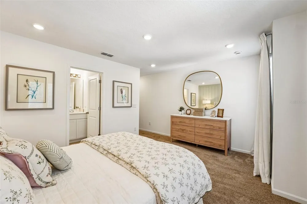 Address Not Shown Jacksonville, FL 32256