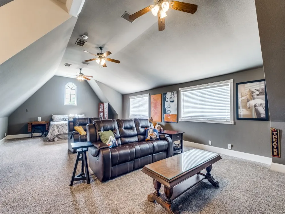 100 Bentwood Court Denton, TX 76210